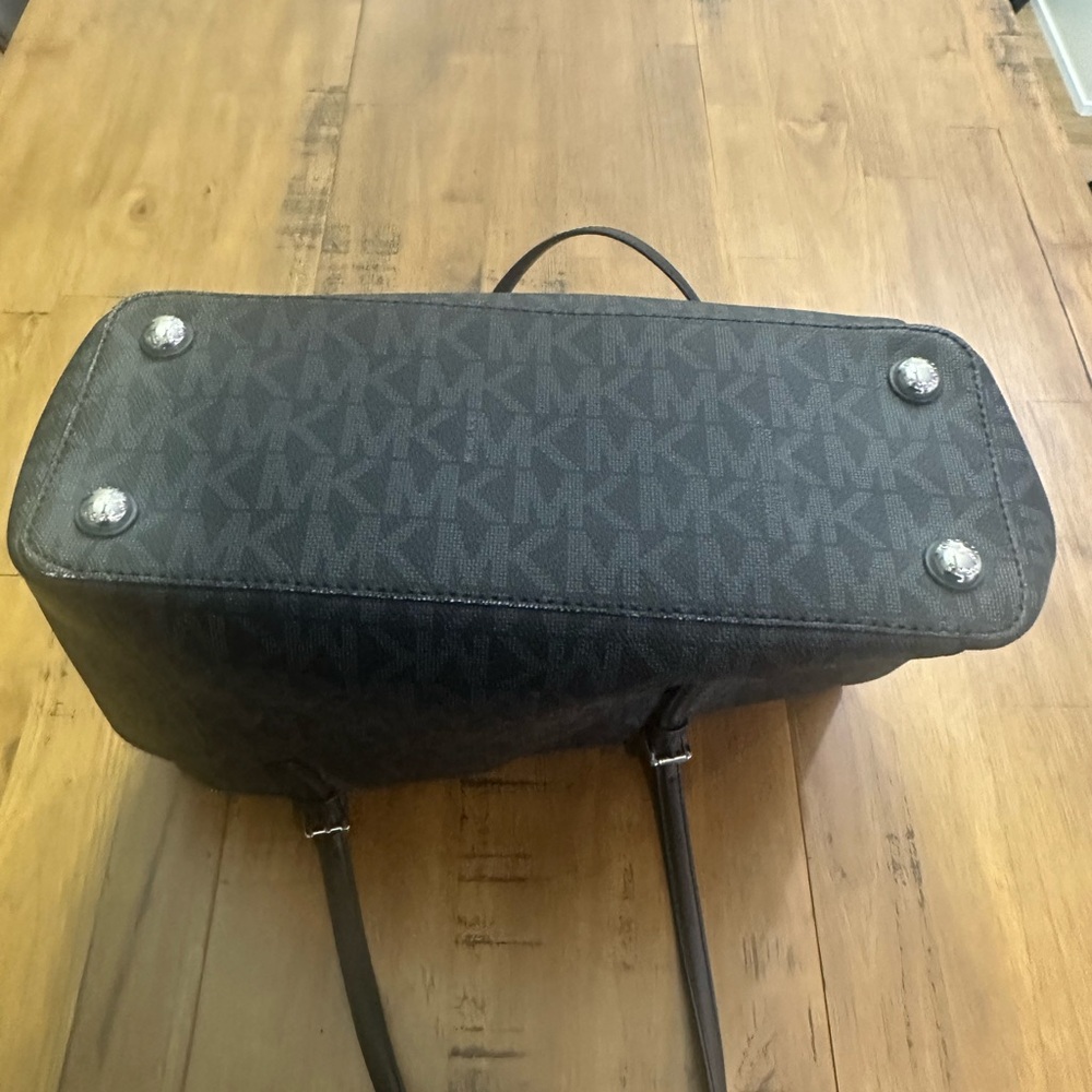 Michael Kors Black Monogram Tote - Picture 4 of 8